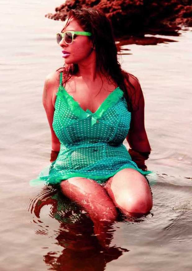 Actress Srilekha unseened pics