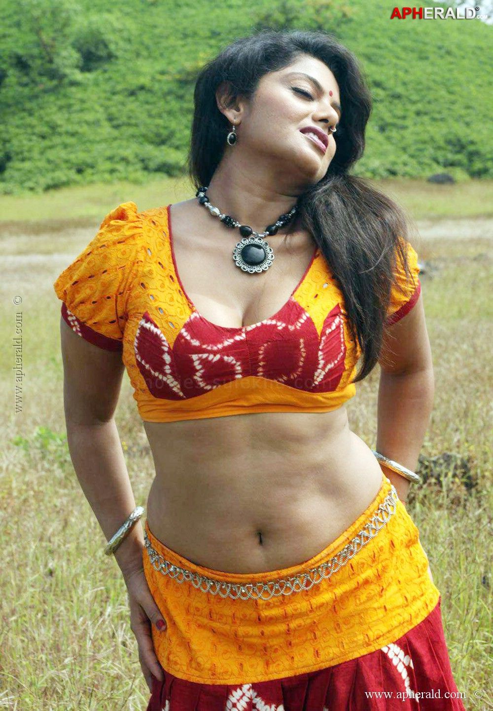 Actress Swathi varma  Hot Photos