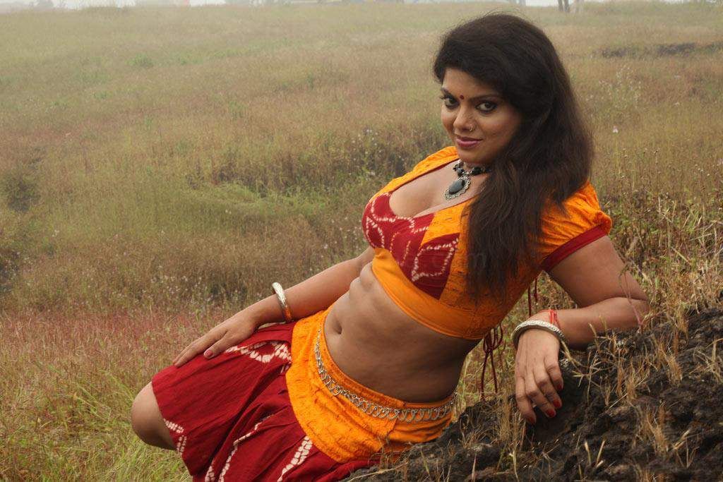 Actress Swathi varma  Hot Photos
