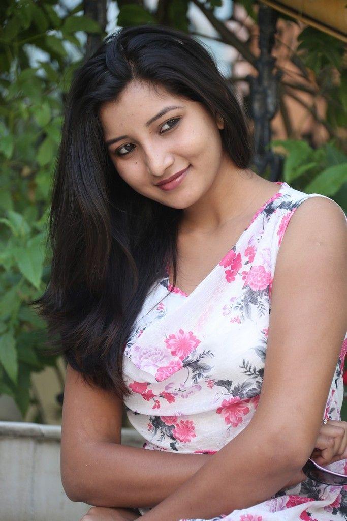 Actress Vinni Spicy Photos