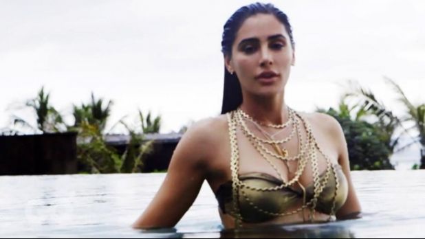 Actresses Hot Photos