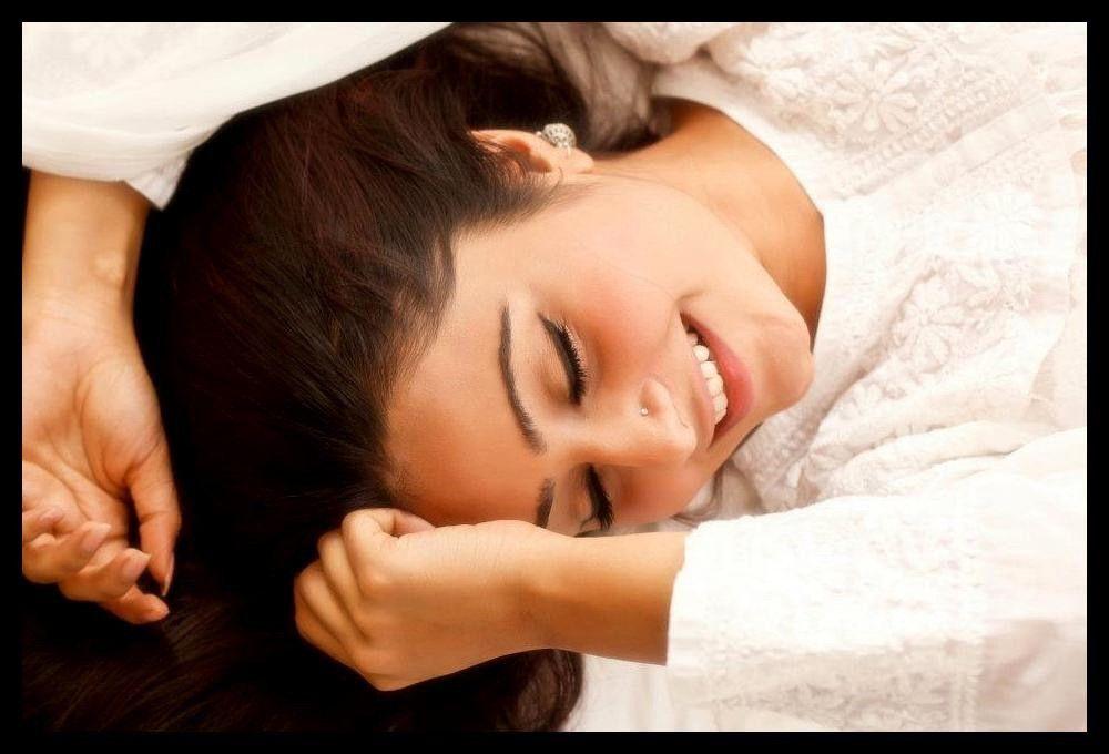 Akanksha Juneja Hot & Spicy Photoshoot Stills