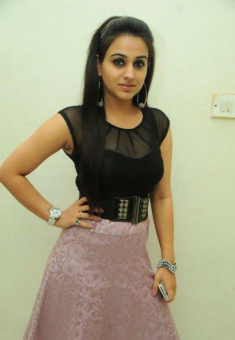 Aksha Sexy Pics