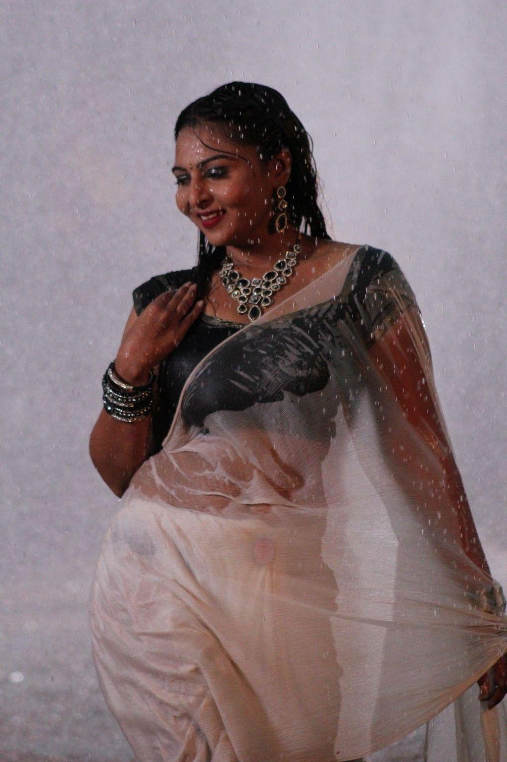 Alankrita Hot Saree Stills