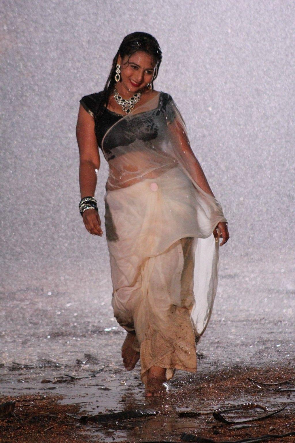 Alankrita Hot Saree Stills