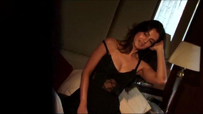 Ameesha patel hotstills