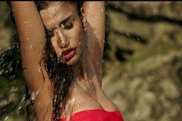 Anaika Soti Hot HD Photos