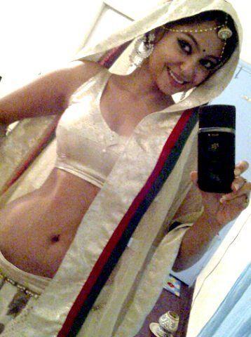 Anangsha Biswas Hot Navel Show