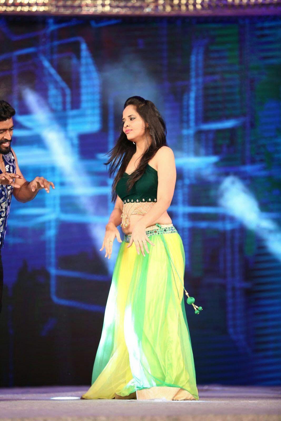 Anchor Anasuya Hot Dance Pictures