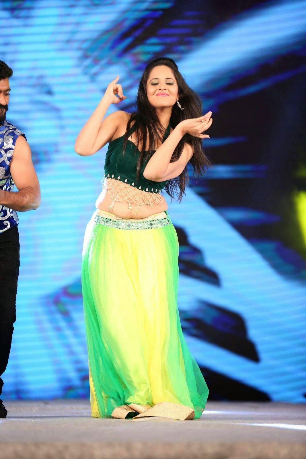 Anchor Anasuya Hot Dance Pictures