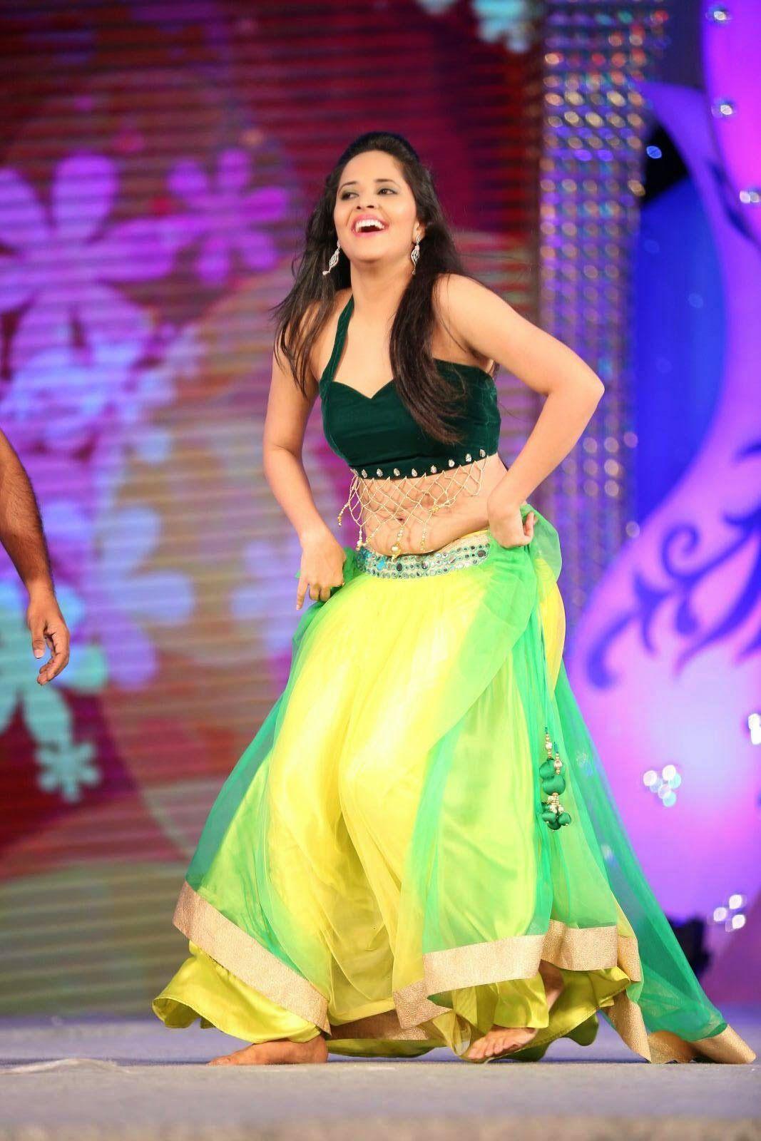 Anchor Anasuya Hot Dance Pictures