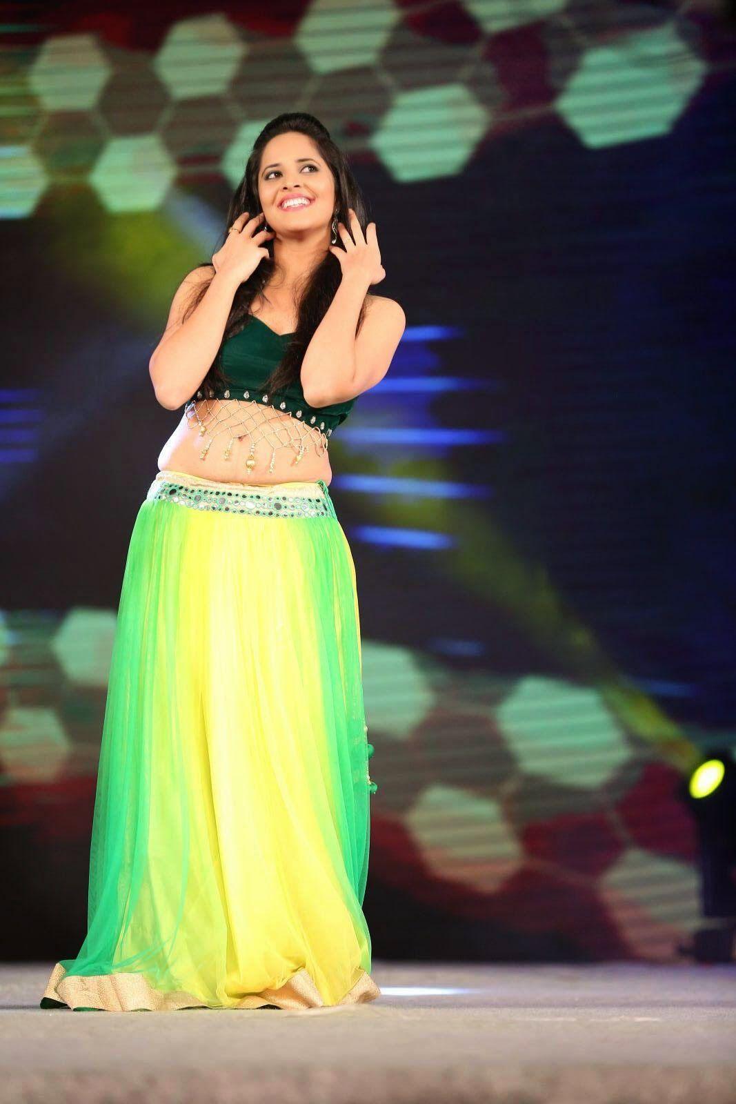 Anchor Anasuya Hot Dance Pictures