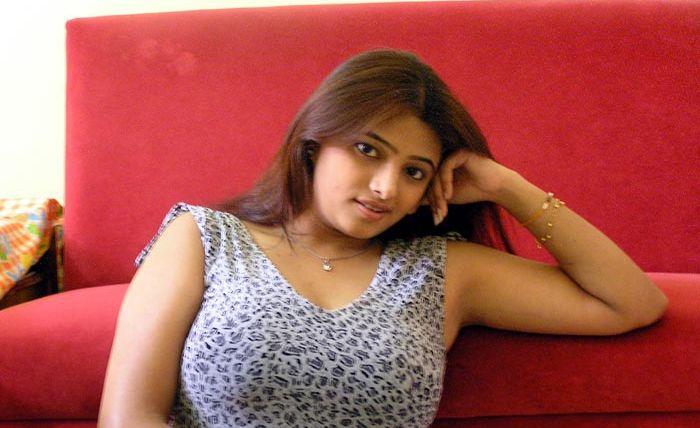 Anchor Jhanavi Sexy Photos