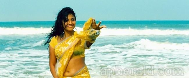 Anjali Unseen Hot Wet Photos
