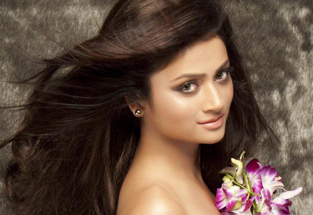 Ankita Shrivastav Latest Hot Images And Photos Collections