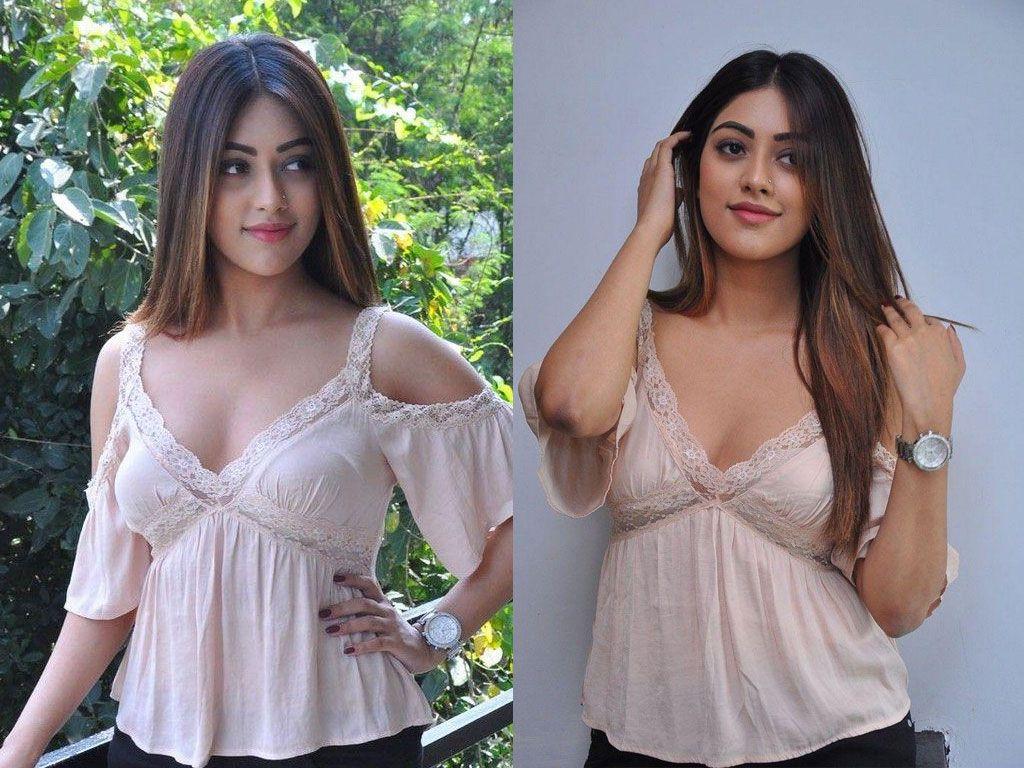 Anu Emmanuel Hot & Sexy Cleavage Show Photo Stills