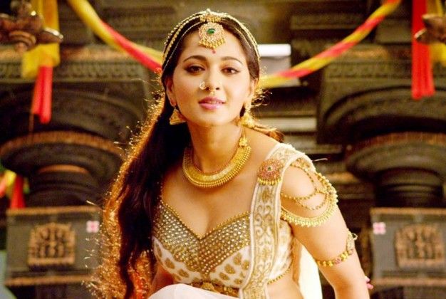 Anushka Hot images in Rudhramadevi