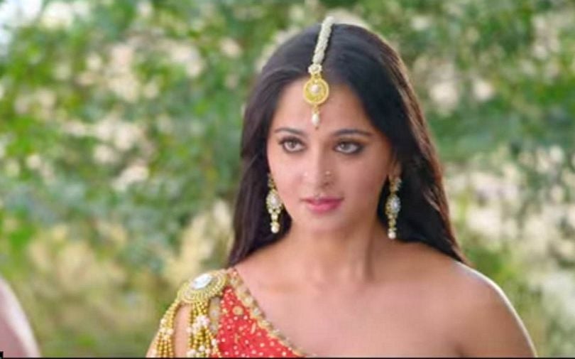 Anushka Hot images in Rudhramadevi