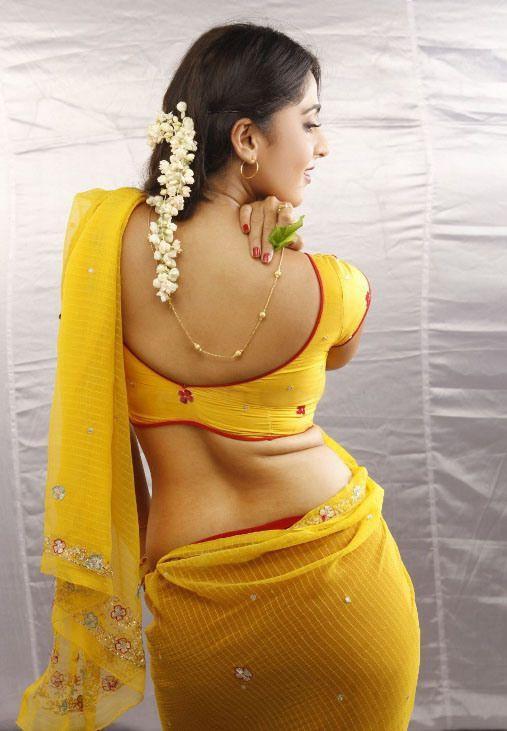 Anushka Hot Saree Pictures