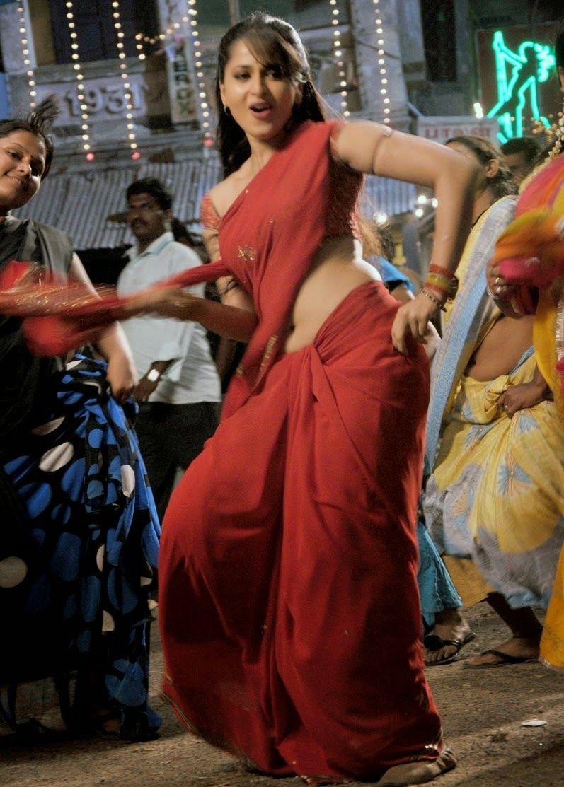 Anushka Hot Saree Pictures