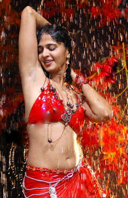 Anushka Wet Hot Navel Photos