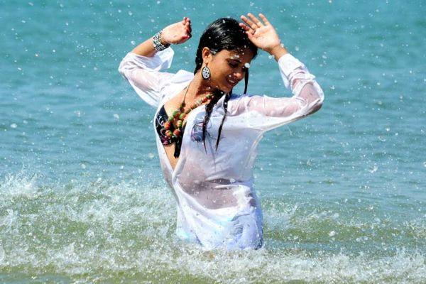 Aphiya Hot Sexy Pics