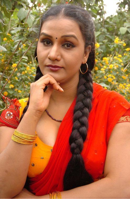 Apoorva Aunty Hot Phto Stills
