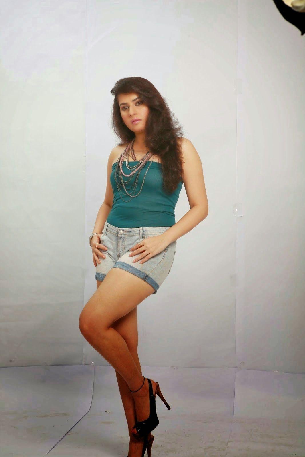 Archana Sexy Hot Stills