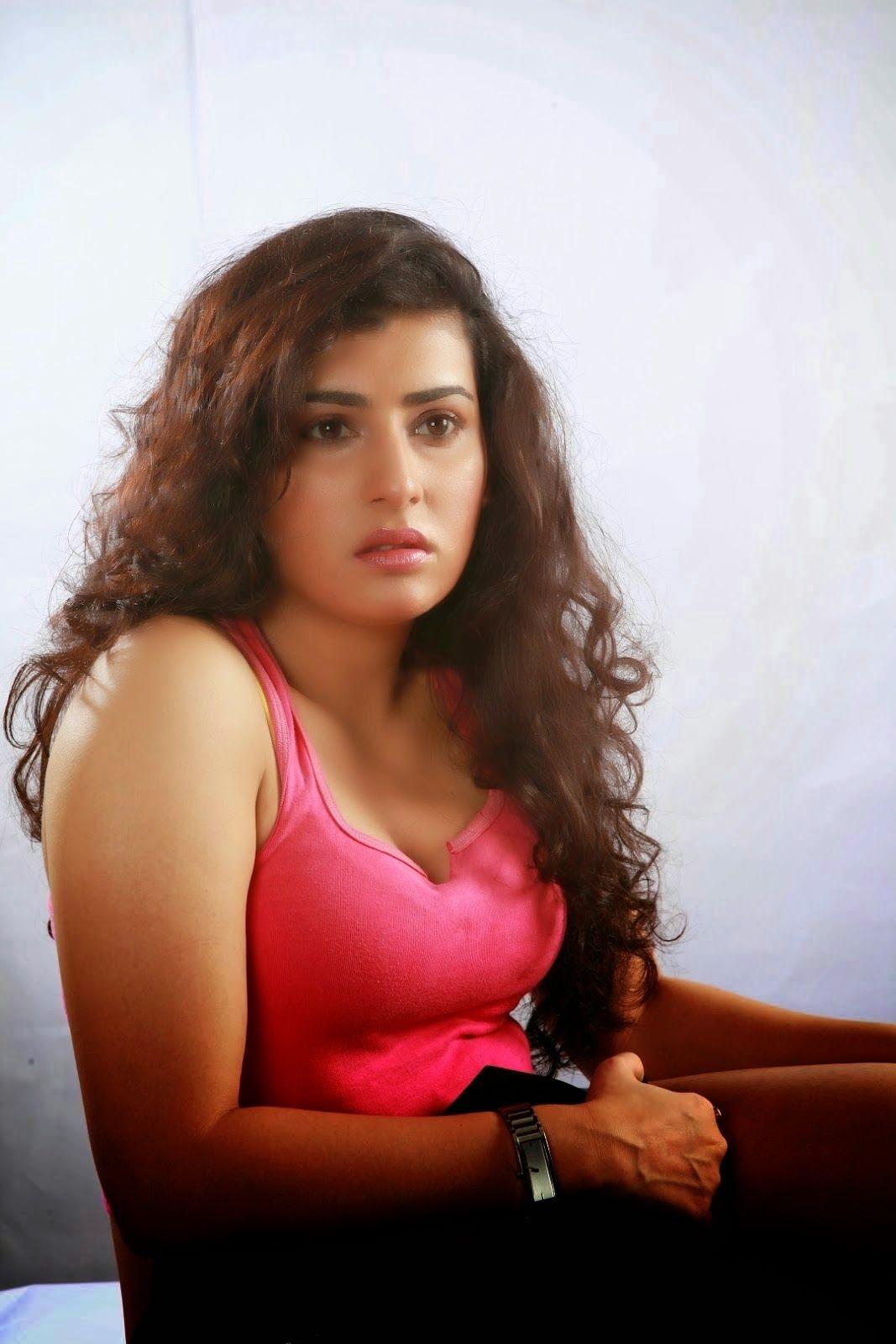 Archana Sexy Hot Stills