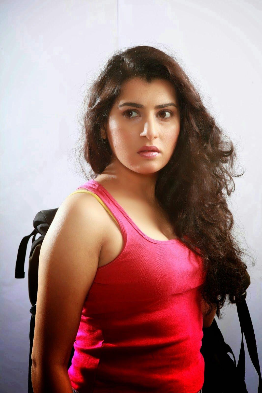 Archana Sexy Hot Stills