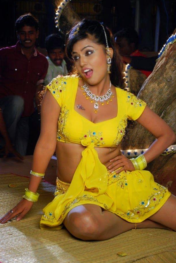 Arthi Puri Hot Dance Photos