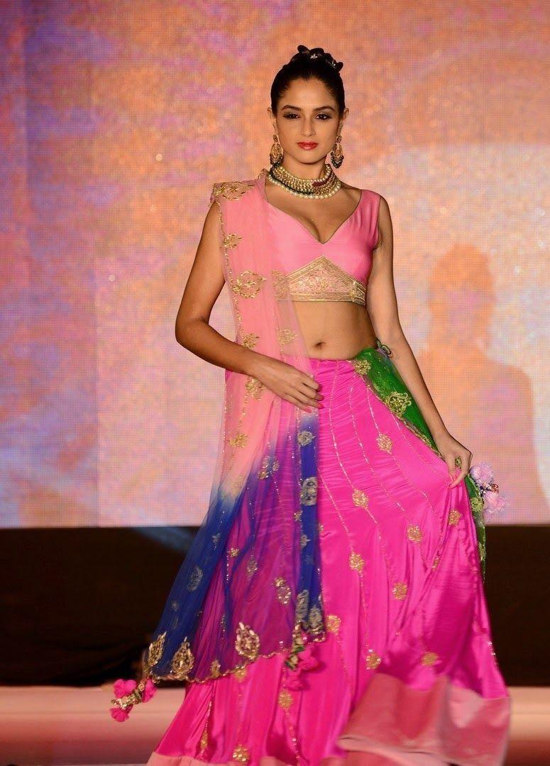 Asmitha Sood Latest Hot Photos