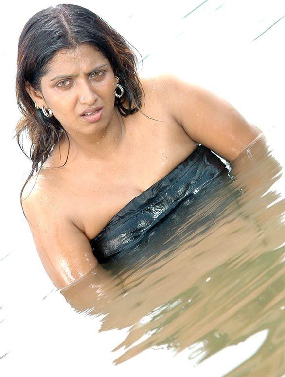 Bhuvaneswari Hot Exposing PhotoShoot