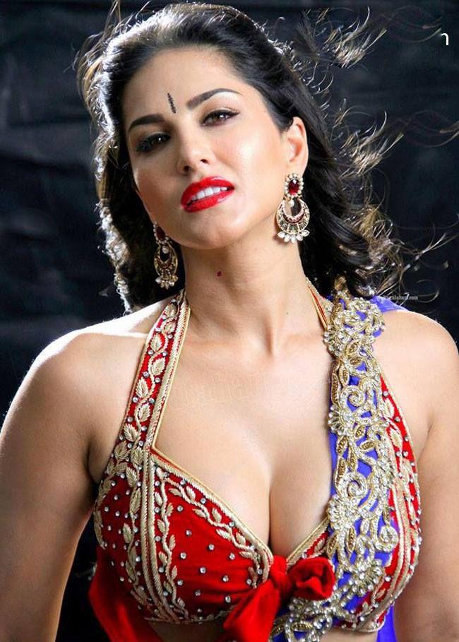 Bollywood Heroines Sexy Gallery
