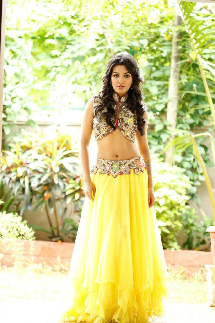 Catherine Tresa Hot Latest Photoshoot