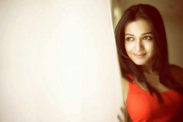 Catherine Tresa Hot Latest Photoshoot