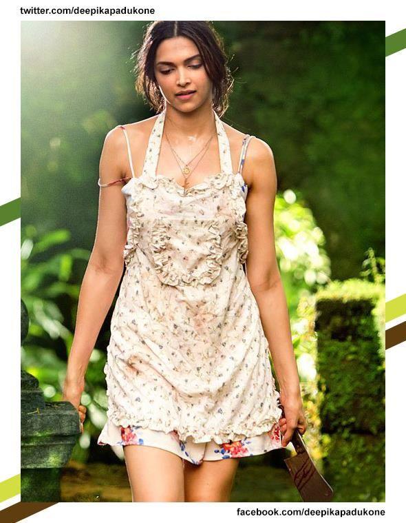 deepika padukone cleavage Pics