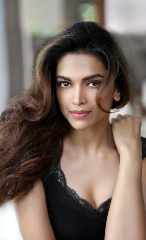 Deepika Padukone Sexy Hot Stills