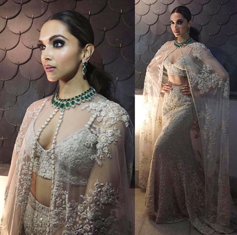 Deepika Padukone Sizzling Hot Style