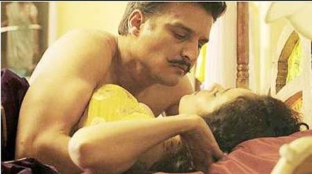 Exclusive Leaked Shocking Pictures of Bollywood
