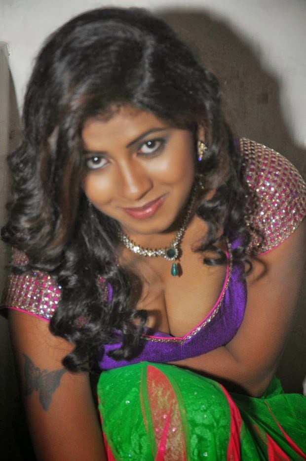 Geethanjali Hot Navel Images