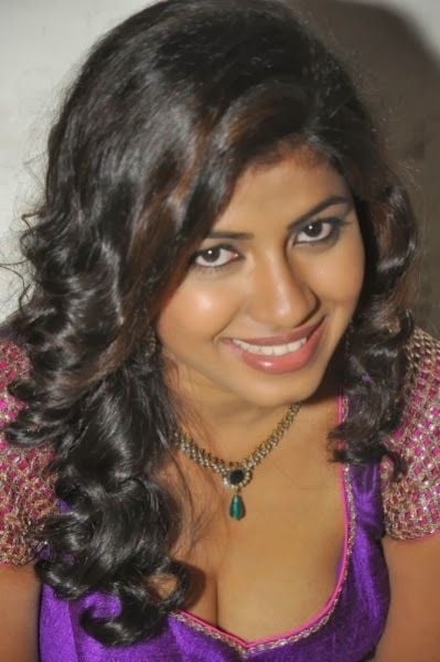 Geethanjali Hot Navel Images