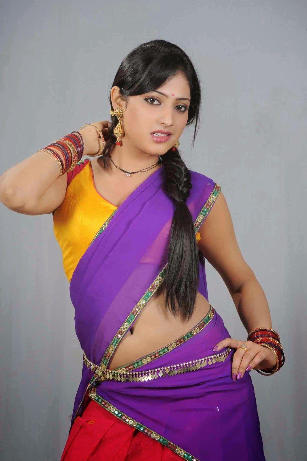 Hari Priya Hot Half Saree Pictures