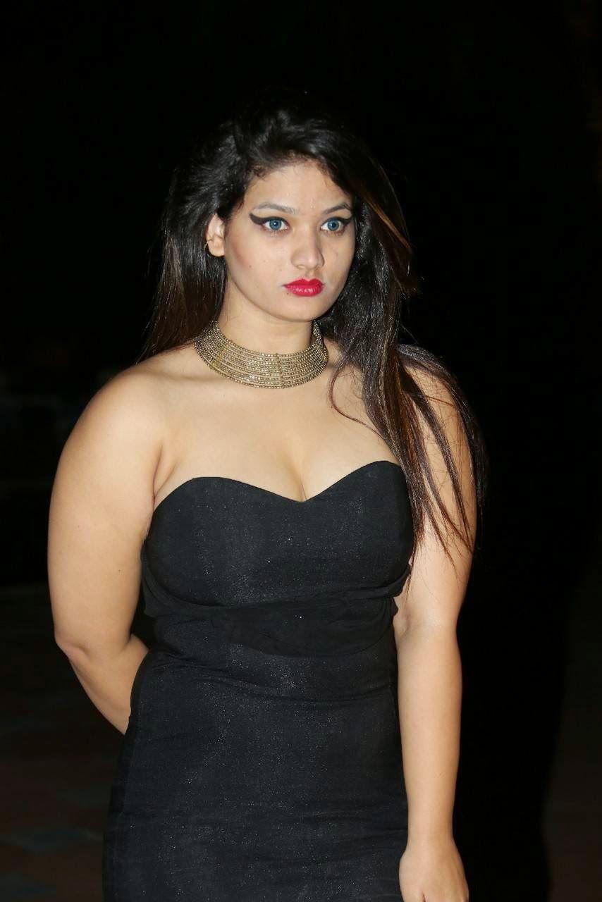 Himani Hot Latest Pics