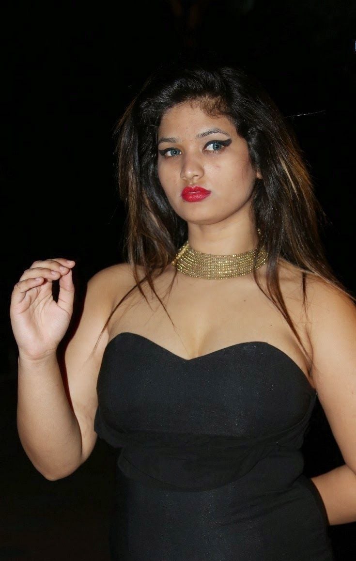 Himani Hot Sexy Stills