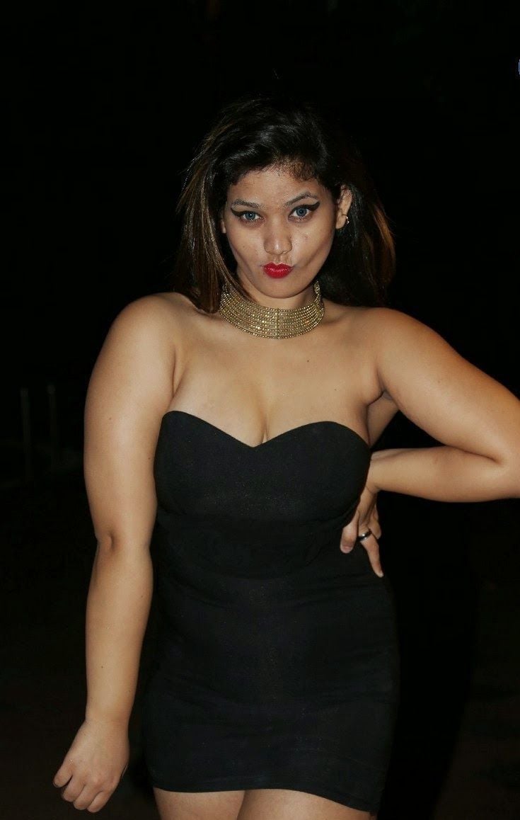 Himani Hot Sexy Stills