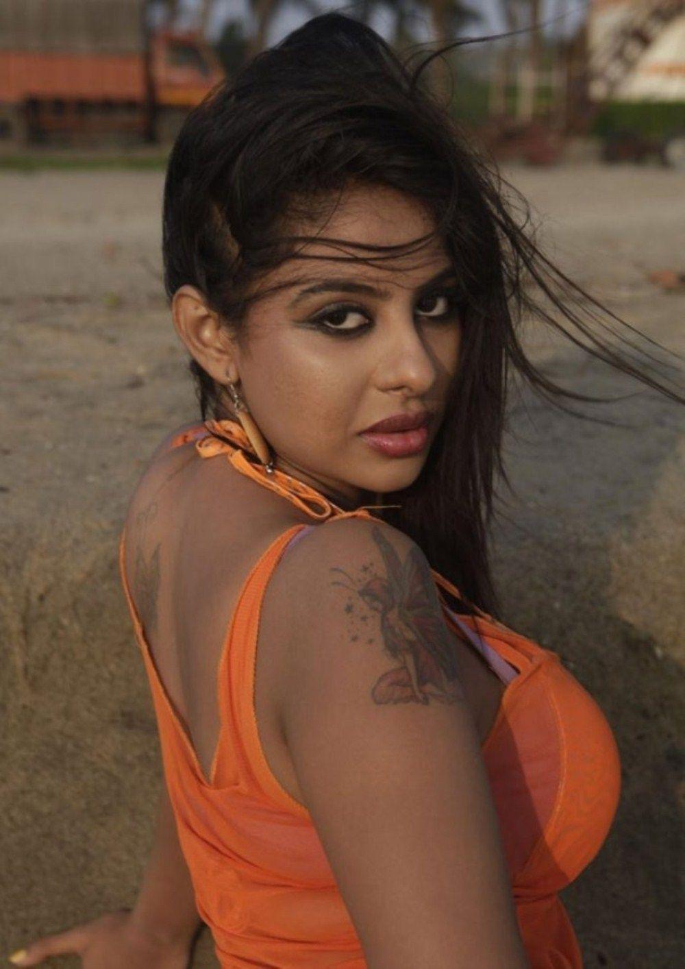 hot actress srilekha photos