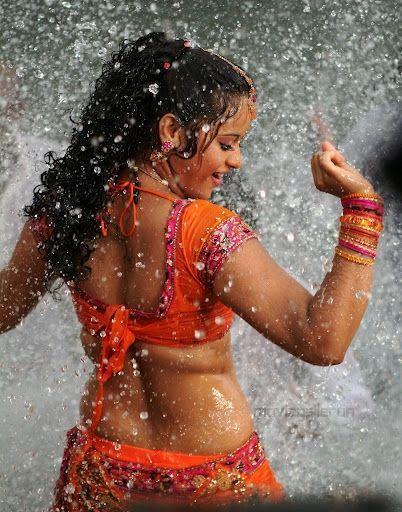 Hot Actress Wet Navel Images