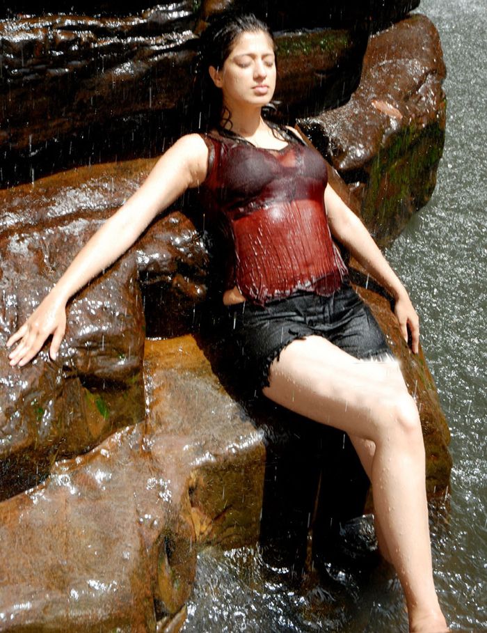 Hot Actress Wet Navel Stills