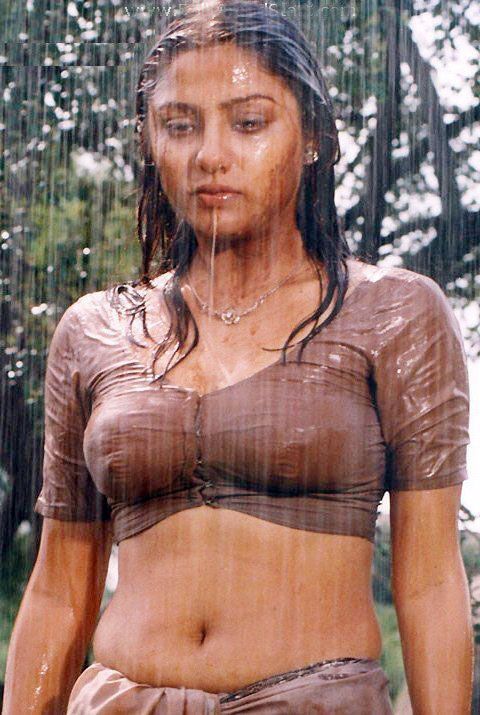 Hot Actress Wet Navel Stills